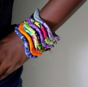WAVY AFRICAN FABRIC BANGLE-SET OF 3